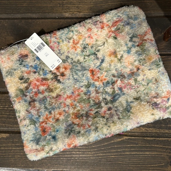 NWT! Anthropologie Madison Floral Sherpa Pouch - Picture 4 of 4